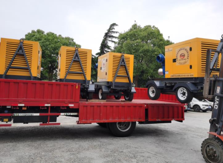 大流量移动排水泵车，防汛排涝移动泵车发货